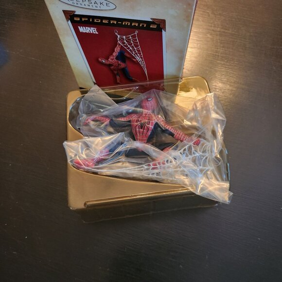Hallmark Keepsake Ornament Spider-Man 2 Collectible With Web Swing Marvel Figuri - Picture 2 of 6